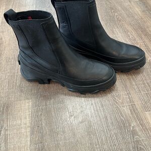 Sorel Women's Black Winter Boots